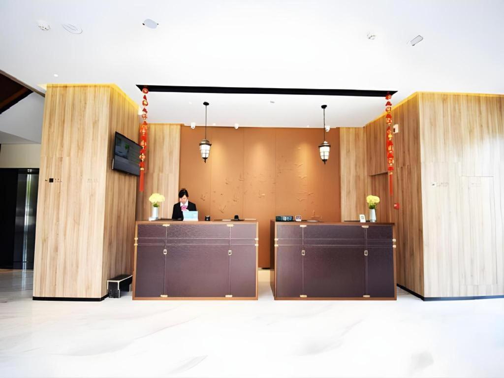 Jinjiang Metropolo Hotel Nanjing Jiangjun Dadao Hehai University Branch Dış mekan fotoğraf