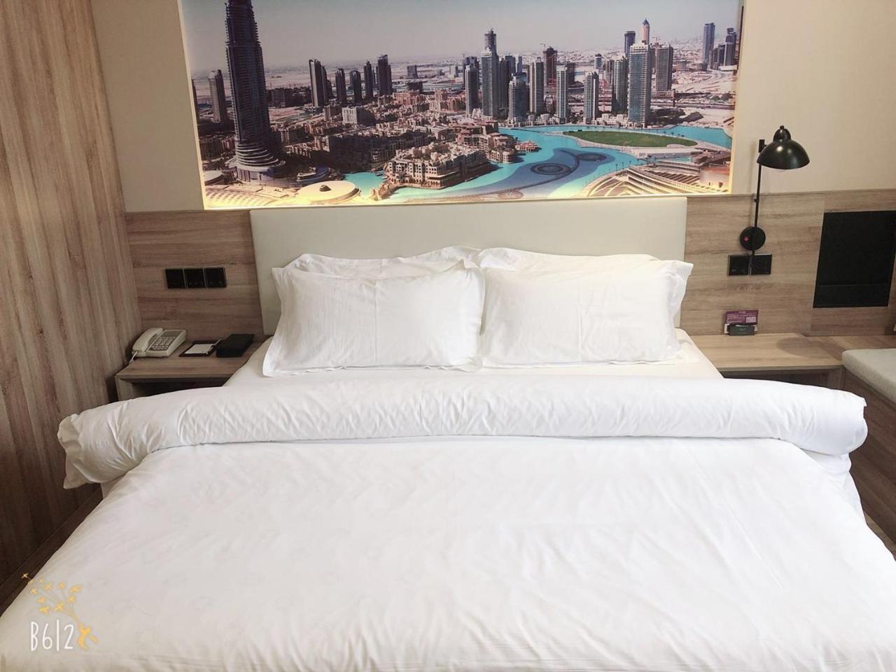 Jinjiang Metropolo Hotel Nanjing Jiangjun Dadao Hehai University Branch Dış mekan fotoğraf