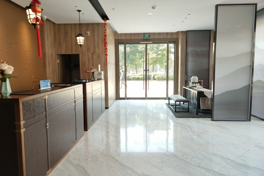 Jinjiang Metropolo Hotel Nanjing Jiangjun Dadao Hehai University Branch Dış mekan fotoğraf